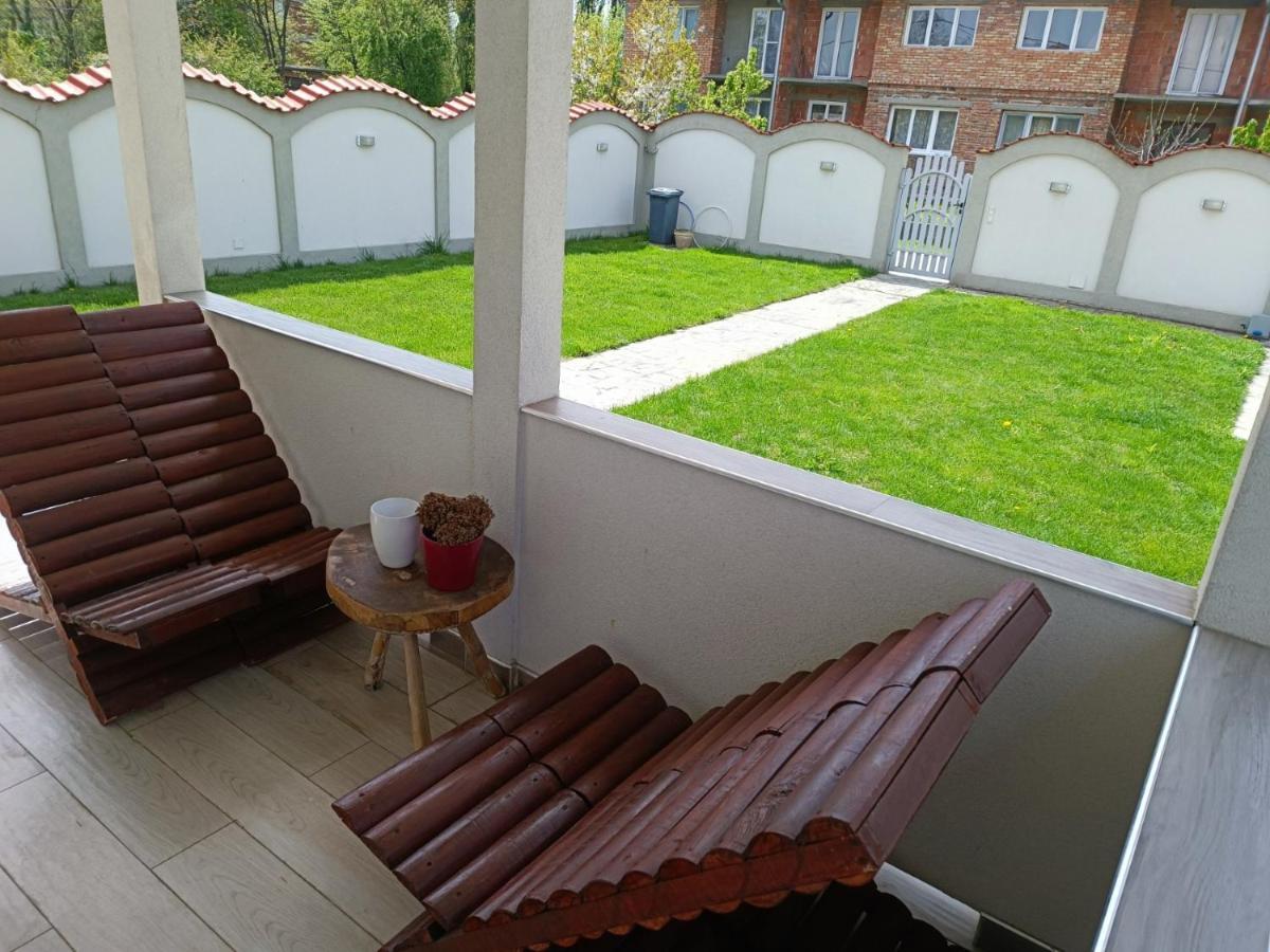 Serbian Home With Garden Krnjaca Екстер'єр фото