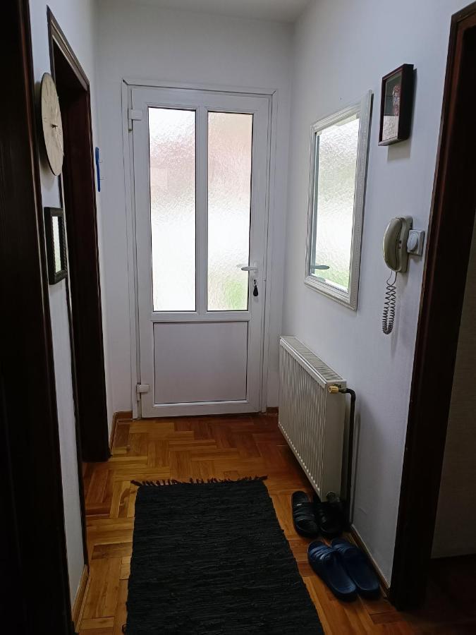 Serbian Home With Garden Krnjaca Екстер'єр фото