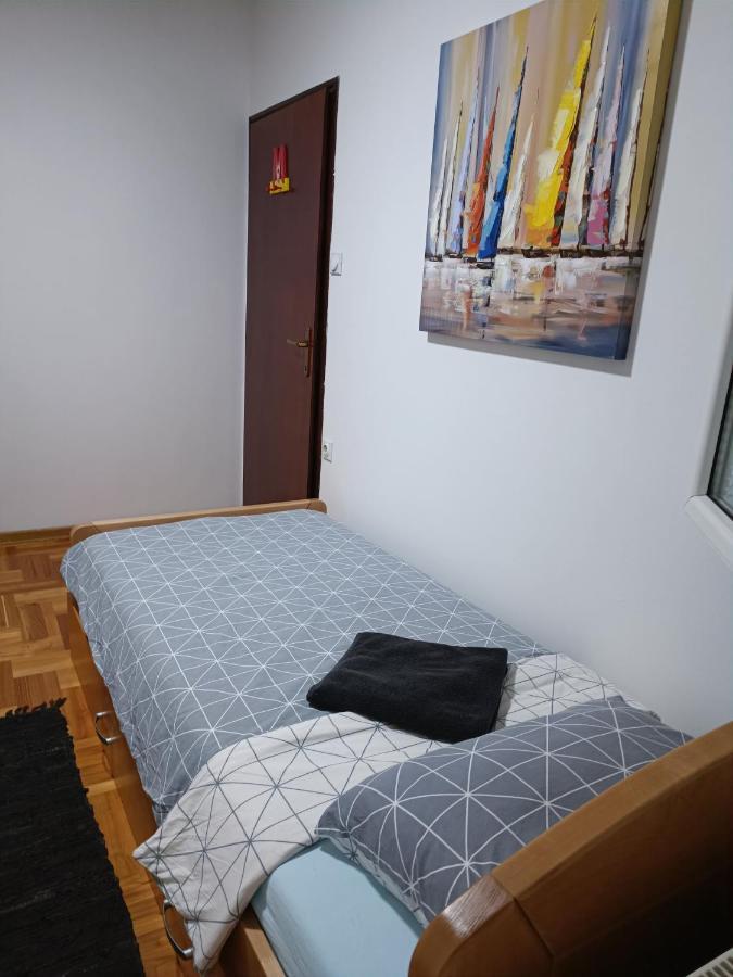 Serbian Home With Garden Krnjaca Екстер'єр фото